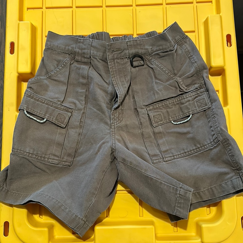Brown Columbia Men’s shorts